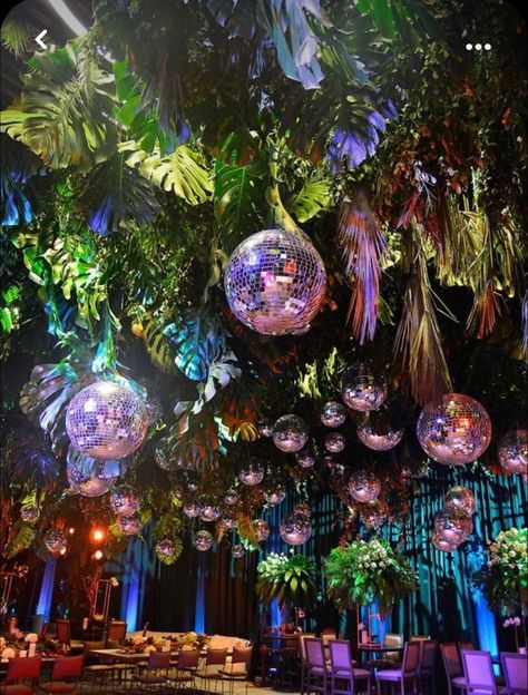 Electric Disco Wedding, Electric Disco, Disco Ideas, Unfiltered Background, Havana Nights Party, Ibiza Party, Disco Wedding, Neon Jungle, Prom Themes