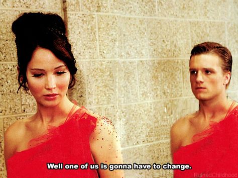 Hunger Games Jokes, Hunger Games Memes, Pink Magic, Hunger Games Fandom, Hunger Games Humor, Katniss And Peeta, Hunger Games 3, Hunger Games Catching Fire, Hunger Games Trilogy