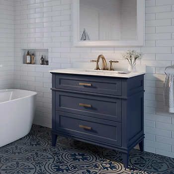 Blue Vanity Bathroom, Blue And White Bathroom, Ideas Cuarto, Blue Bathroom Vanity, Bathroom Remodel Cost, White Bathroom Cabinets, Blue Vanity, Bad Inspiration, Vanity Bathroom