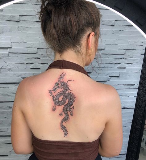 Green eyes dragon back tattoo Spinal Back Tattoo, Dragon Back Tattoo, Tattoo Inspo, Back Tattoo, Geometric Tattoo, Flower Tattoo, Tatting, Tattoos, Green