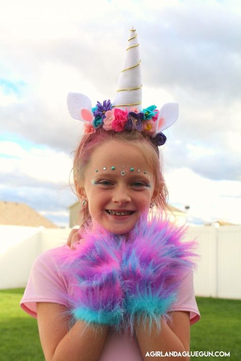 Unicorn costume DIY - A girl and a glue gun Halloween Costume For Women Diy, Unicorn Halloween Costume For Women, Unicorn Makeup Kids, Unicorn Costume Women's, Pink Unicorn Costume, Diy Unicorn Costume, Girl Unicorn Costume, Diy Halloween Witch, Halloween Makeup Witch