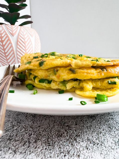 Egg White Muffins, Egg White Omelette, Green Onion Pancake, Onion Pancake, Egg Bites Recipe, Main Menu, No Egg Pancakes, Egg Bites, Rich In Protein