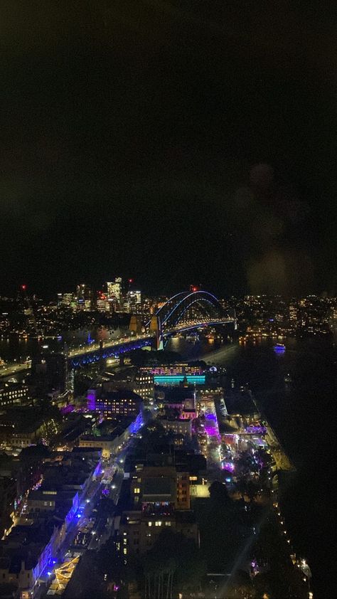 Sydney Australia Aesthetic Night, Sydney Night Aesthetic, Sydney Australia Aesthetic, Sydney At Night, Melbourne Australia City, City View Night, City View Apartment, Nyc Night, Pretty View