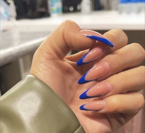 Blue French Tip Almond Nails, Almond Nails French, Blue French Tips, Pastel Nails Designs, Long Nail Designs, Blue French, Blue Nail Designs, Art Idea, Pastel Nails