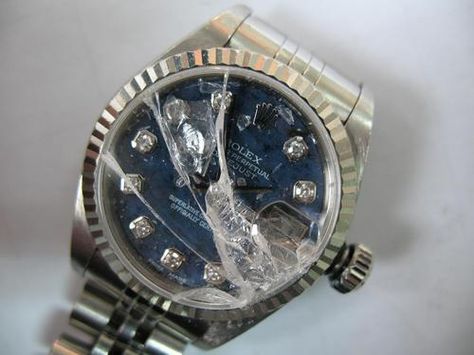 I would hate for this to happen to me! Rolex watches are so expensive. I know that I would do whatever I could to get my watch fixed. I would have a heart attack if I just let it stay like this. http://arcwatchworks.com/repair/cleaning Geek Women, Skeleton Watches, Wrist Candy, Learning Graphic Design, Wrist Game, Expensive Watches, Pearl Jewelry Necklace, Watch Lover, Pre Owned Rolex