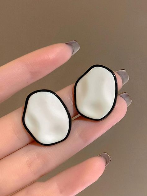 A pair of black and white irregular round ear needles | SHEIN USA Spray Paint Colors, Clothes Clips, Women Stud Earrings, Glitter Dust, Gem Nails, Square Earrings Studs, Square Stud, Pearl Hoop Earrings, Round Stud Earrings