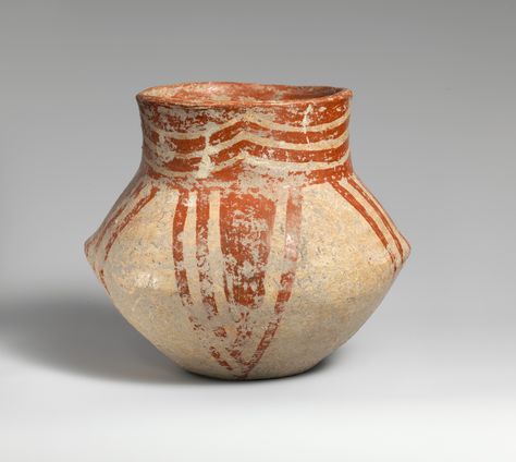 Jar Period:Middle Chalcolithic Date:ca. 5600–5400 B.C. Geography:Southwestern Anatolia Culture:Hacilar Medium:Ceramic, paint Dimensions:6.1 in. (15.49 cm) Ancient Ceramics, Cradle Of Civilization, Old Pottery, Ancient Pottery, Turkish Ceramics, Stone Age, Historical Art, Ceramic Vessel, Ancient Artifacts