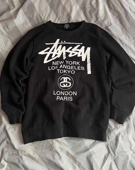 ❗️FREE WW SHIP❗️Vintage Stussy Sweatshirt Made in USA Stussy World Tour Hoodie, Stussy Long Sleeve Shirt, Black Stussy Hoodie, 8ball Fleece Stussy, Stussy Vintage Tee, Stussy Men, New London, Vintage Men, Sweatshirts