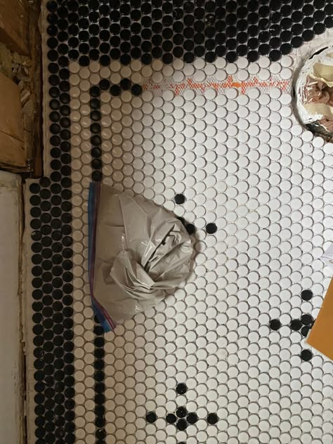 DIY Vintage-Inspired Patterned Penny Tile Bathroom Floor Penny Tiles Bathroom Floor, White Penny Tile Bathroom, Penny Tile Bathroom, Penny Tile Floor, Penny Floor Designs, Penny Tile Bathroom Floor, Black And White Bathroom Floor, Penny Tiles Bathroom, Tile Bathroom Floor