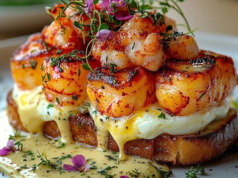 5 Star Breakfast, Morning Luxury, Lobster Benedict, Homemade Hollandaise Sauce, Butter Poached Lobster, Truffle Mac And Cheese, Poached Lobster, Fancy Breakfast, Perfect Poached Eggs