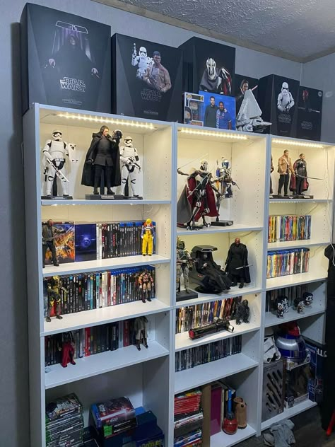 Nerdy Shelf Decor, Collectible Shelf Display, Starwars Bookshelf, Star Wars Bookshelf, Nerd Bookshelf, Movie Collection Display, Collectible Display Ideas, Action Figure Display Ideas, Star Wars Shelf