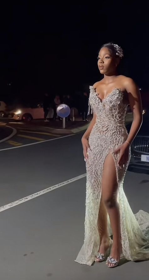 Over The Top Dresses Prom, Prom Dresses Crystals, Prom Dresses Expensive, Unique Prom Looks, Prom Inspo Black Women, Prom Looks 2024, Prom Dress On Dark Skin, A Night In Dubai Prom Dresses, Prom Dresses Inspo Aesthetic