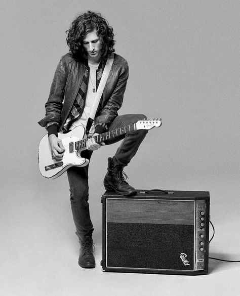 The Strokes Nick Valensi, Guitarist On Stage, Guitarist Photography, Singer Photography, Nick Valensi, The Voidz, Band Photoshoot, A True Friend, Julian Casablancas