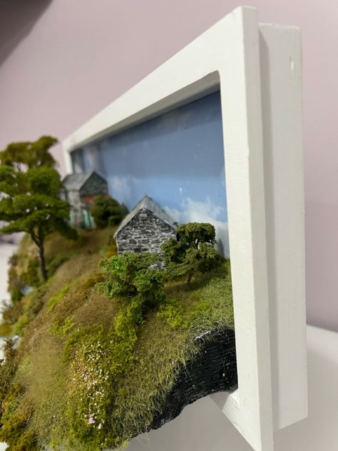 Picture Frame Diorama, How To Make Trees For Model, Frame Diorama, How To Make Trees, Mini World, Moss Wall, Model Aircraft, Artsy Fartsy, Shadow Box