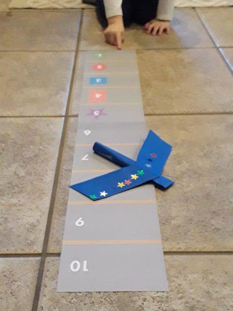 Jet Activities For Preschool, Airplane Inquiry Kindergarten, Preschool Airplane Theme, Kindergarten Airplane Activities, Airplane Science Preschool, Airport Activities For Kids, Airplane Preschool Activities, Airplane Kindergarten, Aeroplane Activities