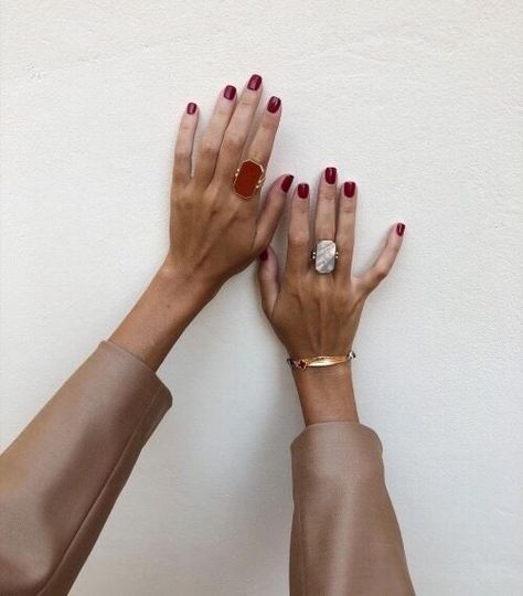 Boho Nails, Nagellack Trends, Red Nail Polish, Red Nail, Summer Nails Colors, Jewelry Photography, Nail Art Design, Red Nails, Stylish Nails