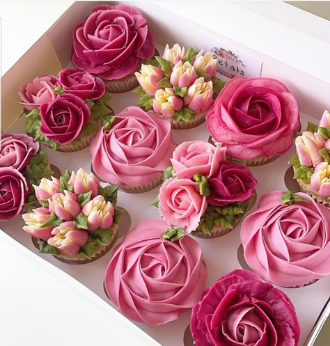 Pink Flowers Cupcakes, Hot Pink Flower Cupcakes, Valentine Flower Cupcakes, Pink Flower Cupcakes Ideas, Pink Cupcake Bouquet, Hot Pink Desserts, Magenta Cupcakes, Floral Birthday Cupcakes, Pink Floral Cupcakes