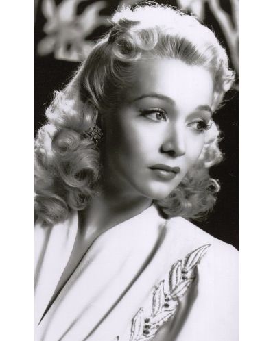 Carole Landis #1940s #vintage #hairstyle Carole Landis, 40s Hairstyles, 1940s Hairstyles, Pin Up Hair, Pin Curls, Vintage Versace, Actrices Hollywood, Vintage Makeup, Vintage Hair