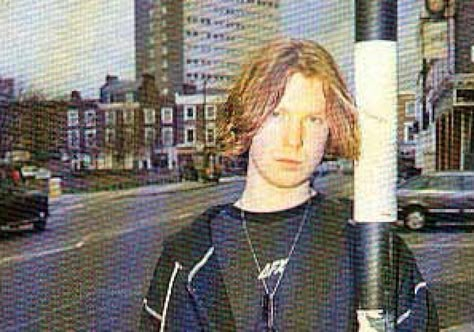 Listen to an unearthed radio interview with a young Richard D. James, only about a year into releasing music as Aphex Twin. Richard D James Aphex Twin, Richard D James, Twin Pictures, Radio Interview, Richard James, Twin Photos, Pj Harvey, Aphex Twin, Fire Image