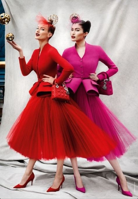 Dior Look Retro, Paris Mode, فستان سهرة, Retro Mode, Moda Vintage, 50s Fashion, 1950s Fashion, Mode Vintage, Looks Style