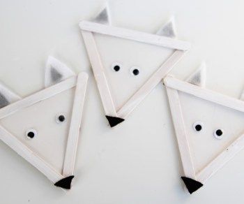 Fox Craft Preschool, Crafts Using Popsicle Sticks, January Crafts For Kids, Construction Paper Crafts For Kids, Arctic Fox Art, Arctic Wolves, Arctic Animals Preschool, Daisy Room, January Themes