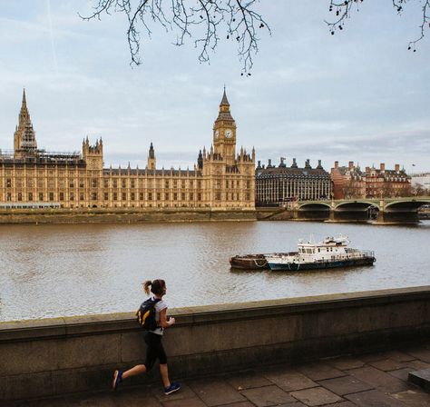 Tips for running, spinning and yoga in this city of crowded, narrow sidewalks but a wealth of dramatic views. Running London, Running Path, Tips For Running, London Baby, Vacation Tips, New York Life, London Town, London Calling, London Life