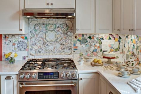 The superior quality of its majesty — kitchen mosaic backsplash Kitchen Mosaic Backsplash, Creative Kitchen Backsplash, Brick Backsplash Kitchen, Kitchen Mosaic, Wall Stains, Mosaic Backsplash Kitchen, Kitchen New York, Backsplash Kitchen, Mosaic Backsplash