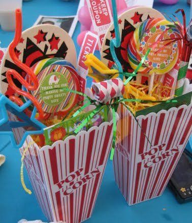 popcorn boxes for favors - love the roll out whistle Circus Birthday Party Ideas, Family Gift Baskets, Circus Carnival Party, Movie Birthday Party, Popcorn Boxes, Girls Party Favors, Carnival Themed Party, Carnival Theme, Movie Birthday