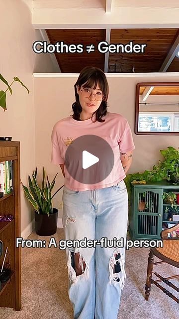 7.5M views · 705K likes | august_skyz on Instagram: "Clothes do not define Gender, it enhances Expression. Which look was your favorite? #genderfluid  . . . #genderexpression #masc #fem #theythem #clothes #gender #sheher #hehim #clothesdonotequalgender #fyp #fy #lgbtq #androgynous #expression" Gender Fluid Outfit, Masc Fem Outfits, Genderfluid Tips, Queer Fashion Women, Genderfluid Outfits, Masc Outfits For Women, Masc Fem, Genderfluid Fashion, Gender Fluidity