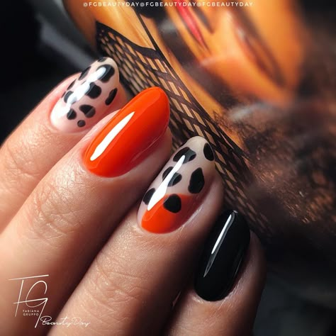 Short Nail Funky Designs, Punk Rock Nails, Natural Nail Ideas, Subtle Nail Art, Short Nail Art, Top Nails, Hello Nails, Nail Goals, Manicure Inspiration