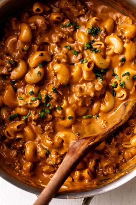 Homemade Hamburger Helper Recipe - Cooking with Cocktail Rings Chili Hamburger Helper, Turkey Helper Homemade, Kid Friendly Hamburger Recipes, Best Hamburger Helper Recipe, Fancy Hamburger Helper, Hamberburger Helper Recipes, 10 Min Dinner, Hamburger Macaroni, Hamburger Helper Recipe