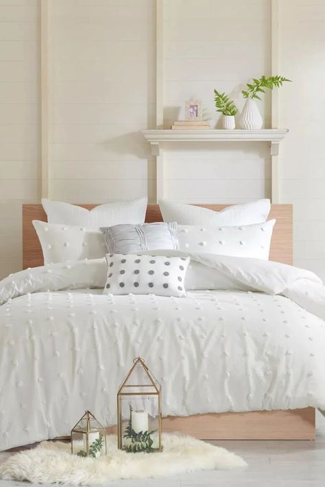 9 Genius Gift-Registry Ideas For Your Guest Room @bedbathbeyond #ad Plum Bedding, Urban Habitat, Cotton Comforter Set, Bedding Sets Grey, Twin Xl Bedding, Bedding Sets Online, Twin Bed Sets, Cotton Bedding Sets, Luxury Bedding Sets