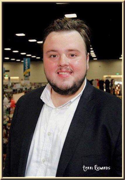 John Bradley ("Samwell Tarly")  <3 Samwell Tarly, John Bradley, George Rr Martin, I Love Games, A Song Of Ice And Fire, Dr Who, Venom, Square Sunglasses Men, Games To Play