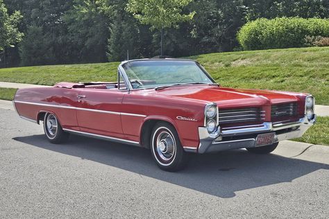 Full-Size Drop-Top: 1964 Pontiac Catalina Convertible 70s Cars, Pontiac Catalina, The Great Race, European Home, Car Museum, Sell Car, Motorcycle Model, Drop Top, Latest Cars