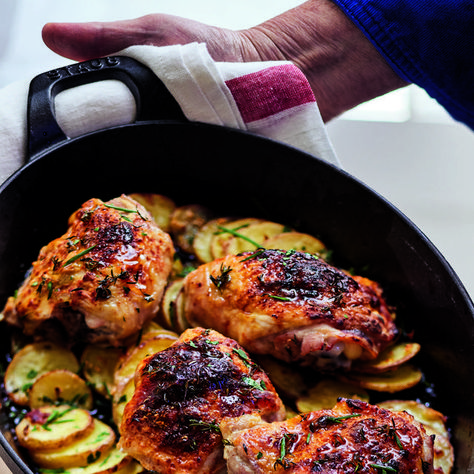 ina garten skillet roasted lemon chicken and potatoes recipe Best Ina Garten Recipes, Barefoot Contessa Recipes, Roasted Chicken And Potatoes, Chicken Tonight, Sunday Dinners, Chicken And Potatoes, Ina Garten Recipes, Skillet Recipes, Chicken Entrees