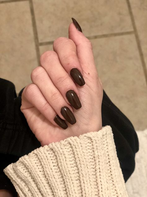 DND DC - Walnut Brown Nails Dnd, Nail Autumn, Autumn Manicure, Brown Acrylic Nails, Classy Acrylic, Brown Nail Polish, Brown Nail, Colourful Nails, Kutek Disney