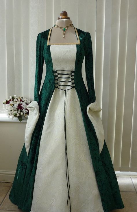 Medieval Celtic Wedding Dress Traditional Irish Wedding Dress, Celtic Wedding Dresses, Pagan Wedding Dresses, Scottish Wedding Dresses, Irish Wedding Dresses, Celtic Wedding Dress, Medieval Wedding Dress, Celtic Dress, Irish Dress