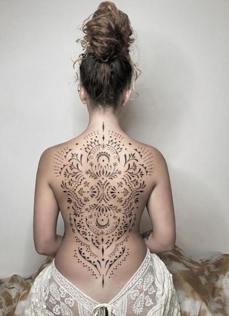 If you want a tattoo that looks as big as possible, then your back is the perfect canvas. Almost anything you can imagine can be turned into a back tattoo, and because tattoo artists have plenty of space to work with, there are few creative limits when it comes to great back tattoo ideas. Because of their size, back tattoo designs are quite an investment in both time and money. So, before you decide on a cool back tattoo, check out the best back tattoos to inspire women. Here are some of the Feminine Back Tattoos, Boho Tattoos, Full Back Tattoos, Spine Tattoos For Women, Full Body Tattoo, Back Tattoo Women, Spine Tattoos, Baby Tattoos, Back Tattoos