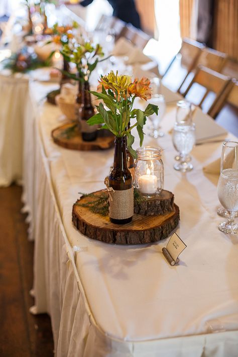 Boda Vintage Ideas, Wedding Table Centerpieces Rustic, Folk Wedding, Rustic Wedding Decorations, Deco Champetre, Diy Upcycling, Rustic Wedding Centerpieces, Diy Upcycle, Wedding Centerpieces Diy