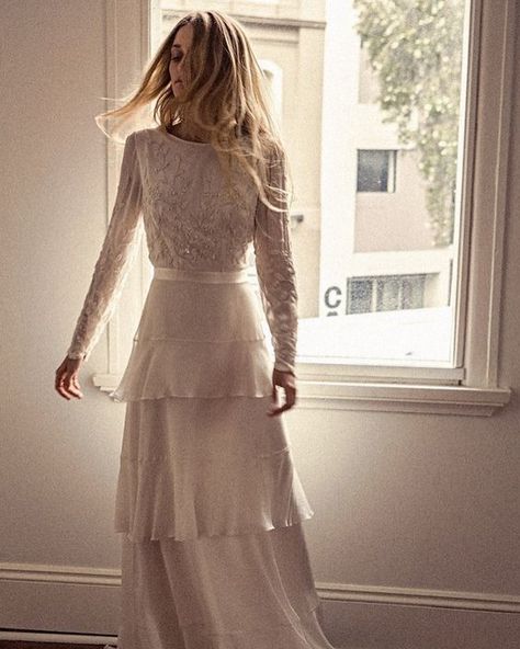 TEMPLE BY BO & LUCA | BRIDAL on Instagram: “Feminine & Romantic ~ the dreamy PRIMROSE gown will forever be the perfect choice for your most special day ✨ You can now experience the…” Bo And Luca, Soft Tulle Veil, Contemporary Bridal, Bridal Gallery, Tulle Veils, Bohemian Bridal, Bridal Separates, Merriam Webster, Bateau Neck