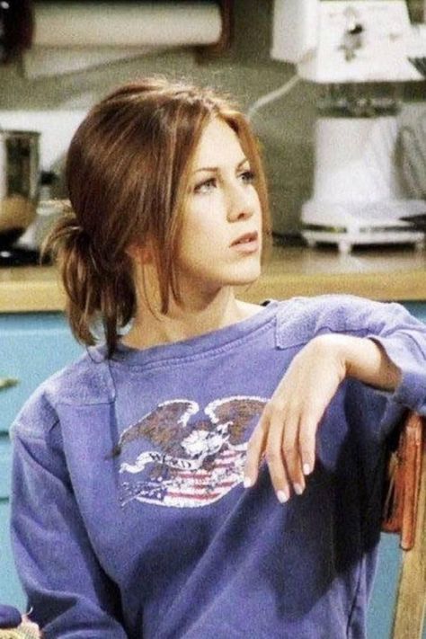 Jennifer Aniston Short Hair, Rachel From Friends, Rachel Green Hair, Rachel Haircut, Rachel Hair, Rachel Friends, Jennifer Aniston Hair, Jennifer Aniston Style, Jenifer Aniston