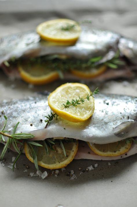 Whole Trout Recipes Baked, Baked Trout Recipes Ovens, Baked Whole Trout, Trout Recipes Oven, Whole Trout Recipes, Baked Trout, Whole Fish Recipes, Grilled Trout, Cooking Trout