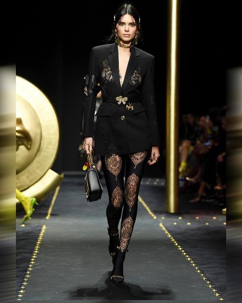 Discover more from Versace on Barneys.com Kendall Jenner Runway, Versace Runway, Barneys New York, Kendall Jenner, The Weekend, Chic Style, Versace, Fashion Dresses, Fashion Week