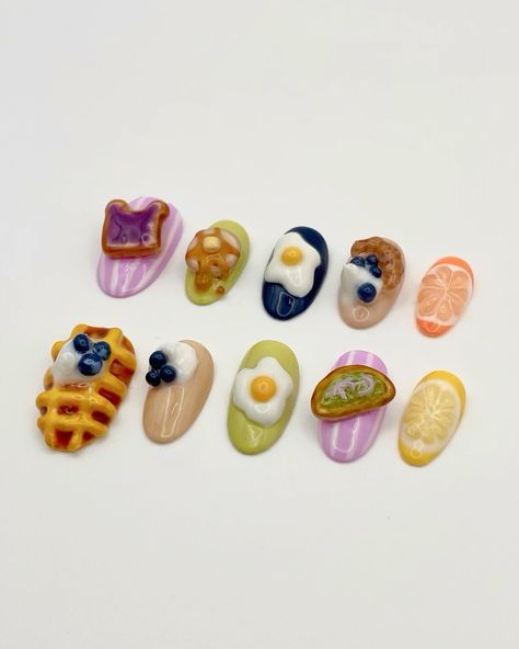 Toast nail, pancake nail, egg nail, croissant nail, waffle nail, avacado toast nail 3d Nails, Almond Nails, Short Nails, 3d Art, Toast, Egg, Nail Designs, Nail Polish, Nail Art