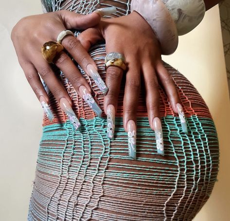 Megan Thee Stallion Nails, Stilleto Nails Designs, Tapered Square Nails, Curved Nails, Tropical Nails, Square Nail Designs, Megan Thee Stallion, Mia 3, Bling Acrylic Nails