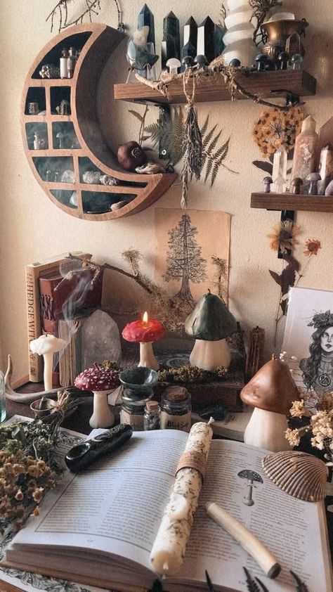 Witchy Decor Witch Cottage, Witchy Trinkets, Pretty Templates, Witch Aesthetic Bedroom, Witch Bedroom, Witch Bedrooms, Altar Inspiration, Witchy Cottage, Witchy House