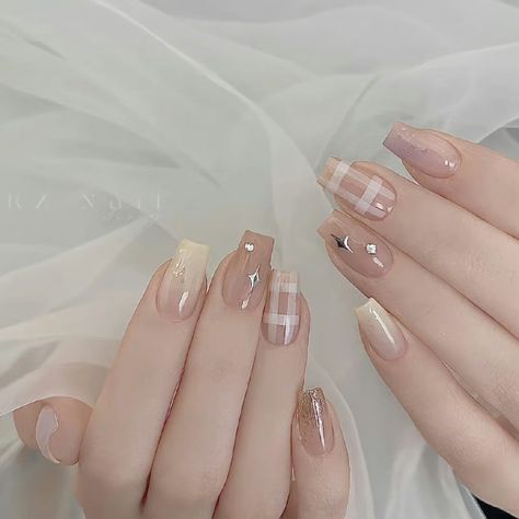 Beige Nails Design, Pearl Nail Art, Korean Nail, Korean Nail Art, Hello Nails, Punk Nails, Beige Nails, Korean Nails, Simple Gel Nails