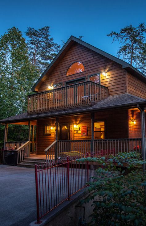 Book a Smoky Mountain cabin rental for your next Pigeon Forge vacation. Pigeon Forge Tennessee Cabins, Smokey Mountain Cabins, Tennessee Aesthetic, Gatlinburg Tennessee Cabins, Pigeon Forge Vacation, Tennessee Cabins, Mountain Cabin Rentals, Smoky Mountain Cabin Rentals, Pigeon Forge Cabin Rentals