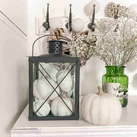 Simple Lantern Centerpieces, Fall Lantern Decor Ideas, Decorating With Lanterns, Lantern Toppers, Fall Lantern Centerpieces, Lantern Decor Ideas, Simple Lantern, Fall Lantern Decor, Diy Halloween Ghosts