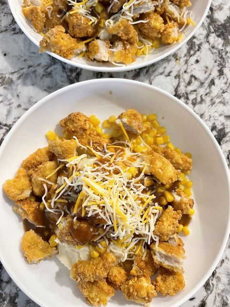 Gluten Free Kfc Bowl, Gluten Free Mashed Potatoes, Famous Bowl, Kfc Famous Bowl, Gf Dinners, Gluten Free Fast Food, Gluten Free Chicken Nuggets, Copycat Kfc, Local Fast Food